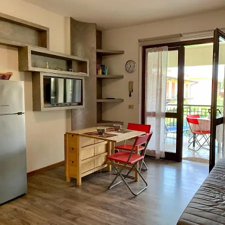 Nick Apartment - Gardacase Net * Sirmione